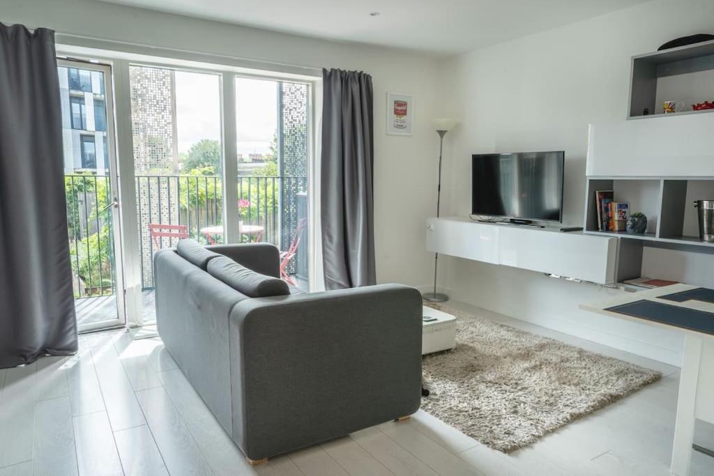 Appartement Cool Dalston Studio With Balcony And Gym à Londres Extérieur photo